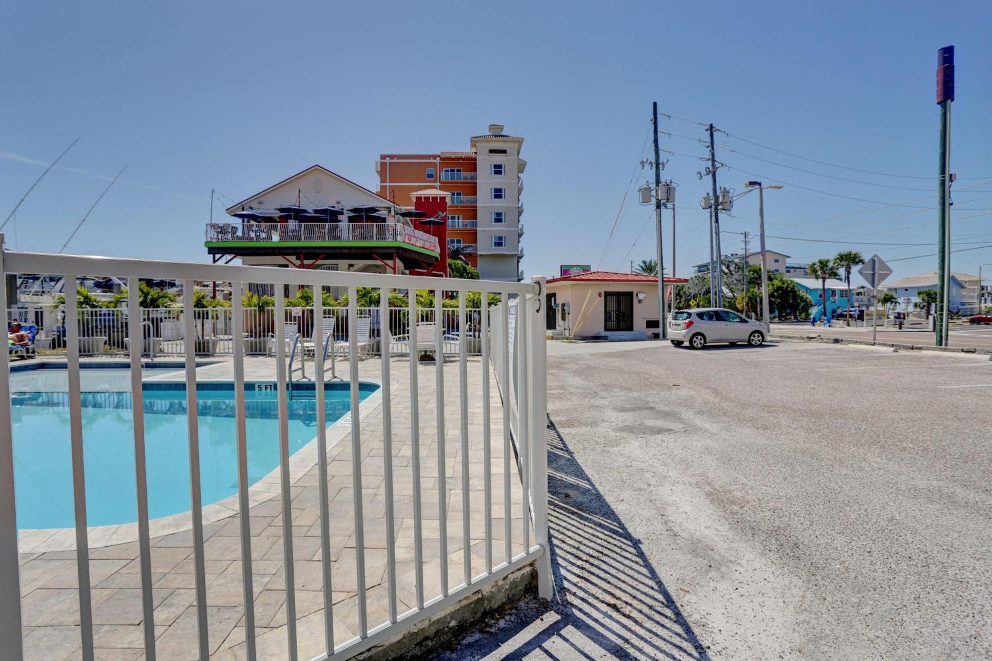 Madeira Bay Resort I 1502 St. Pete Beach Exterior photo